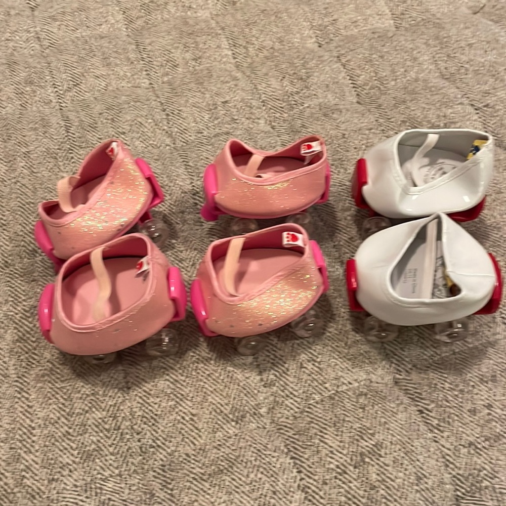 Build-A-Bear 3 pairs of skates and 3 pairs of shoes